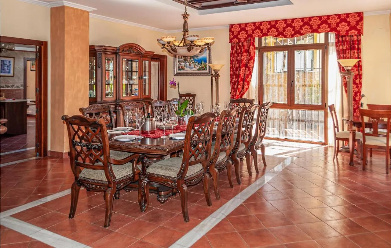 Nyaraló Beautiful Home In Otura With Kitchen