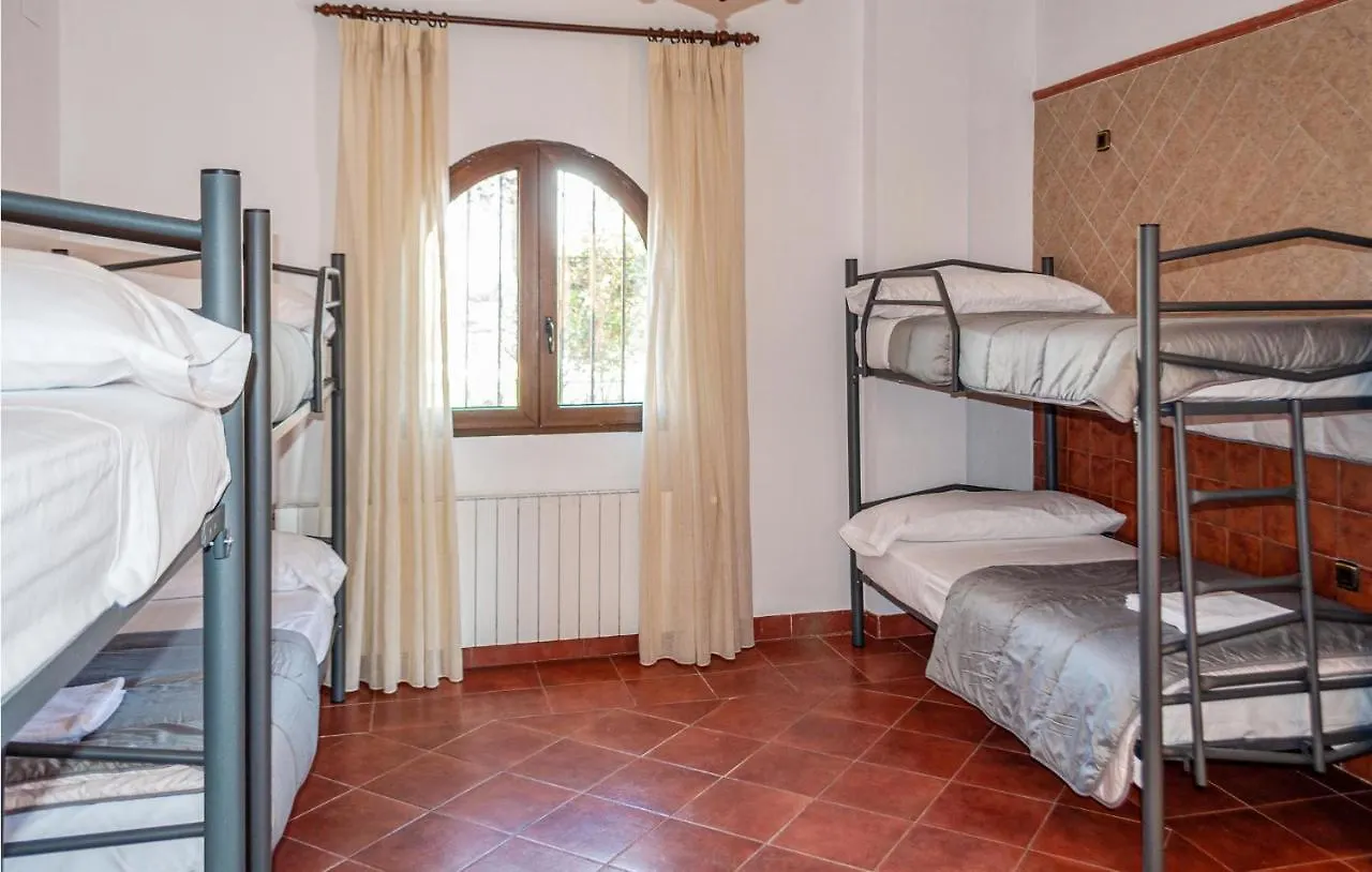 Beautiful Home In Otura With Kitchen 0*,
